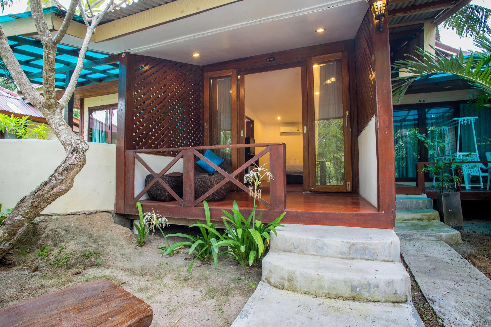 B52 Beach Resort Ko Pha Ngan Dış mekan fotoğraf